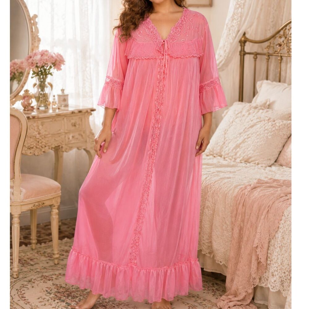 Vintage Romantic Pink Peignoir Robe XL Coquette Lace Boudoir Duster Feminine